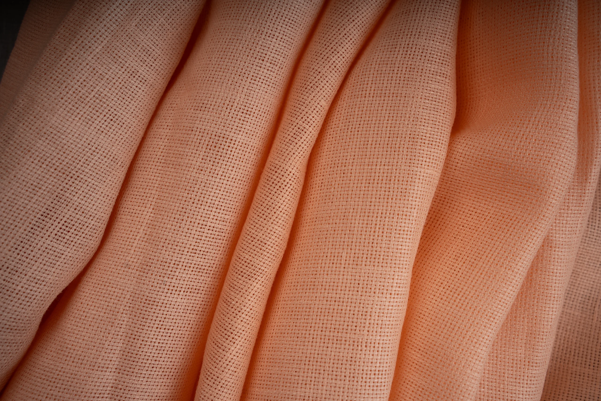 Holl Special Linen – Peach linen fabric